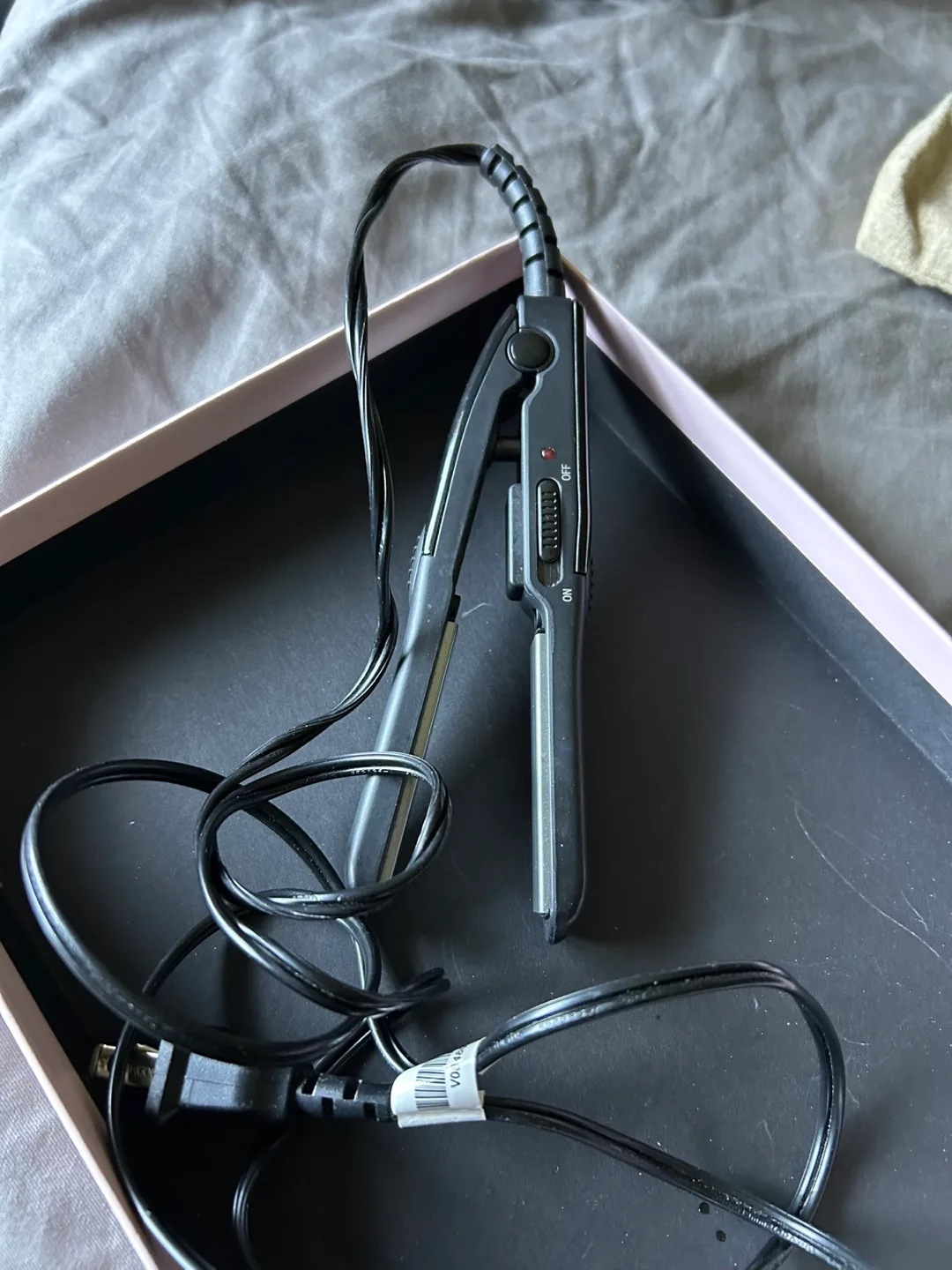 Conair Travel Smart Mini Flat Iron image indicator(3)