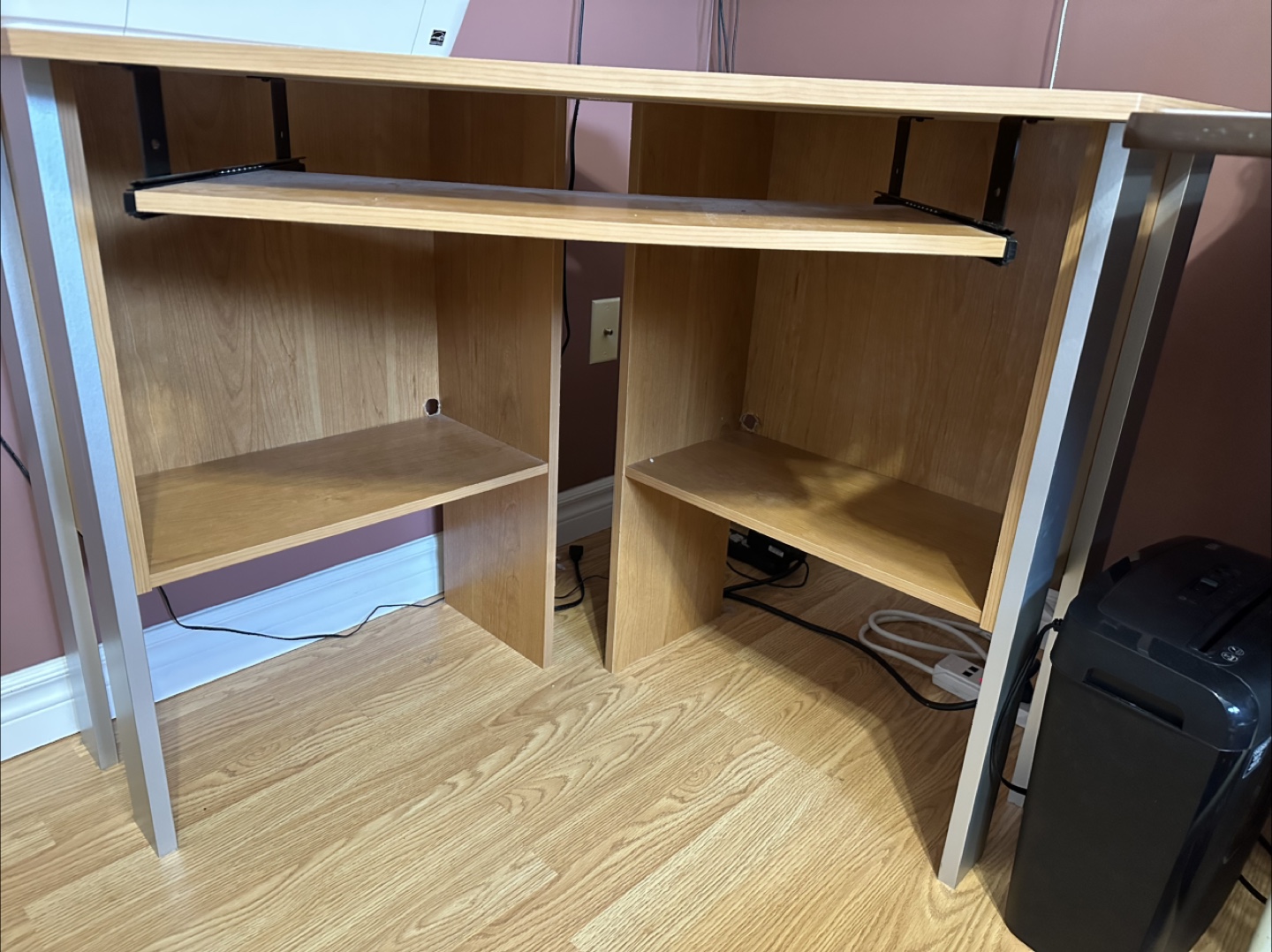 Black Office Chair & Corner Desk - photo 4