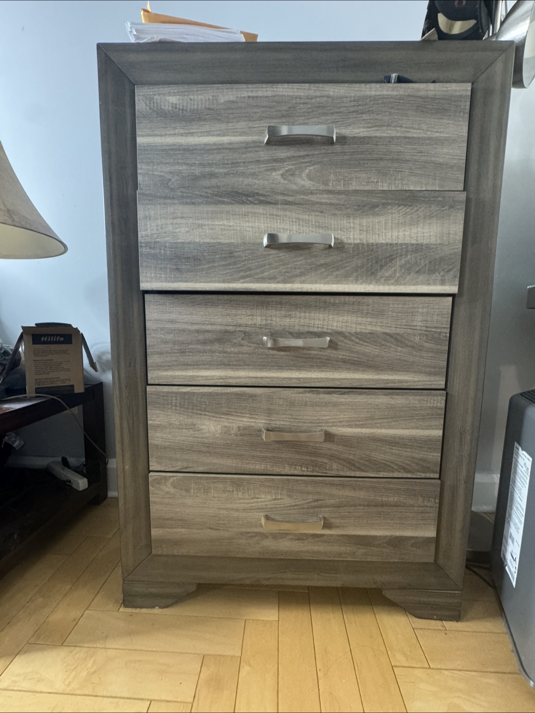 Solid Wood Ashley Furniture 5-Drawer Dresser - photo 2