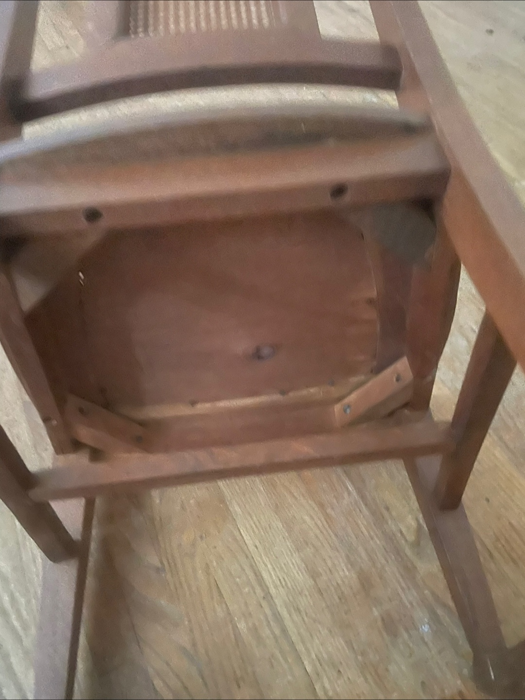 Vintage Oak Rocking Chair - photo 3