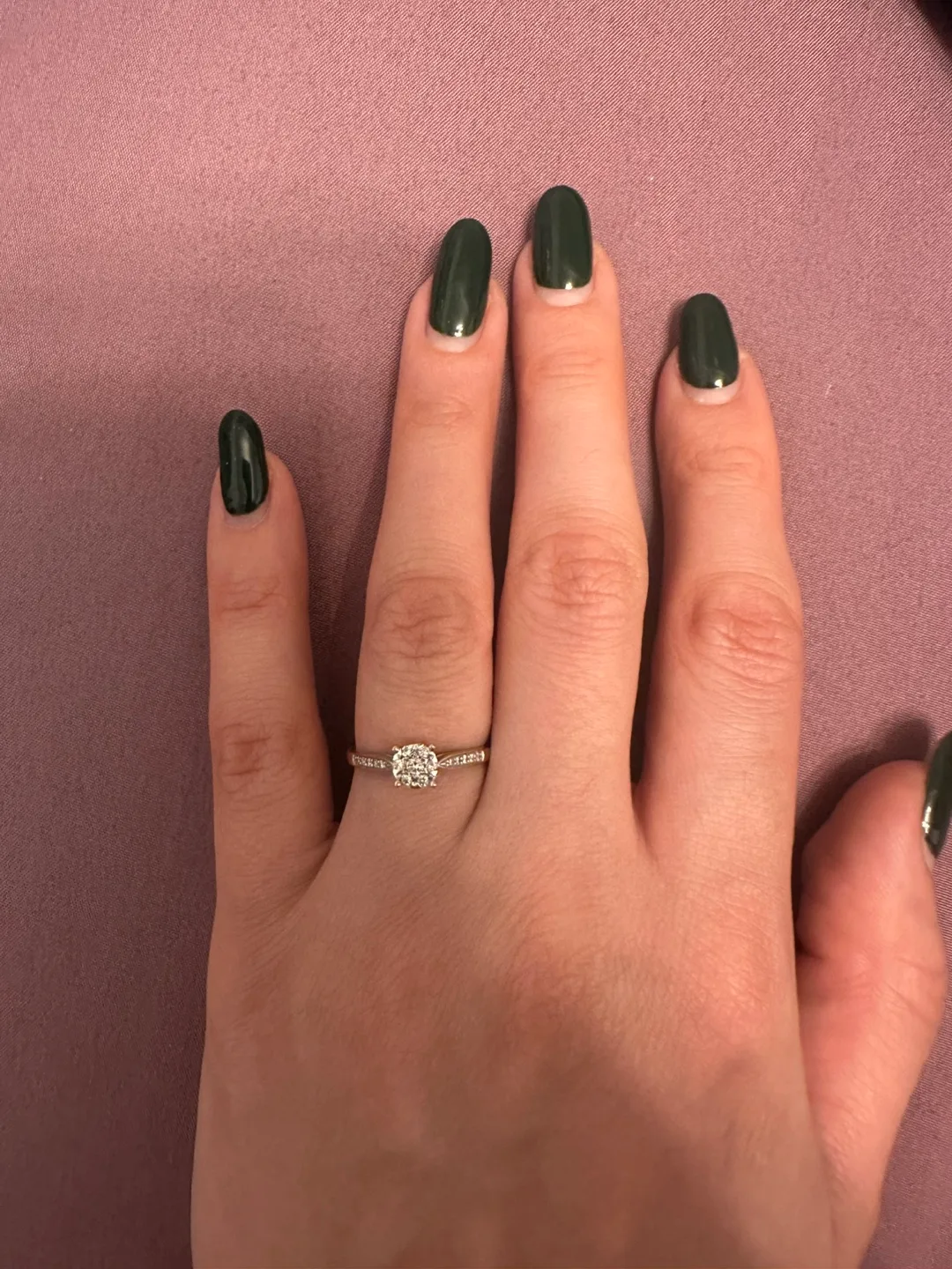 cluster Diamond Ring image indicator(2)