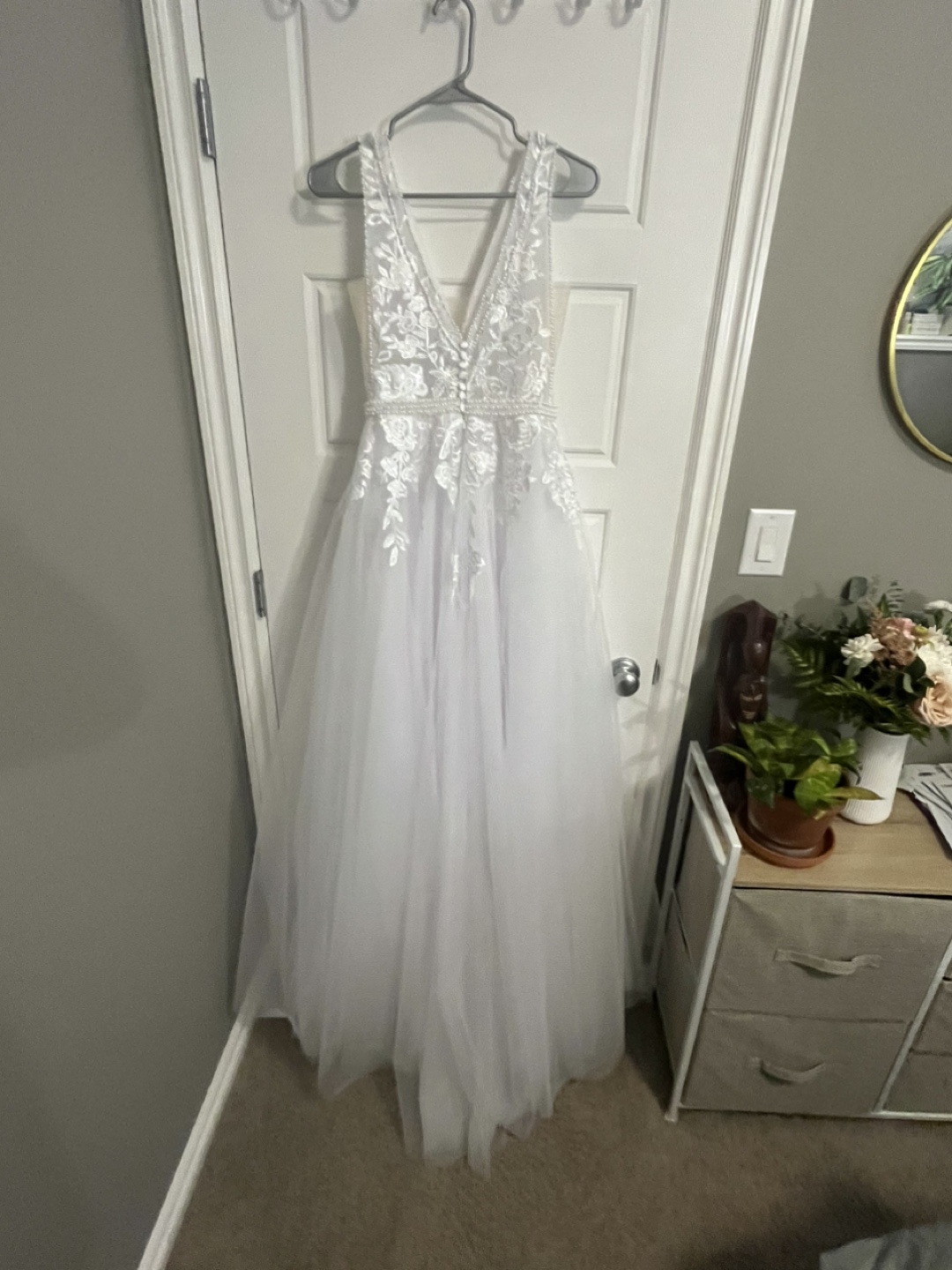 White Wedding Dress with Floral Lace - photo 4