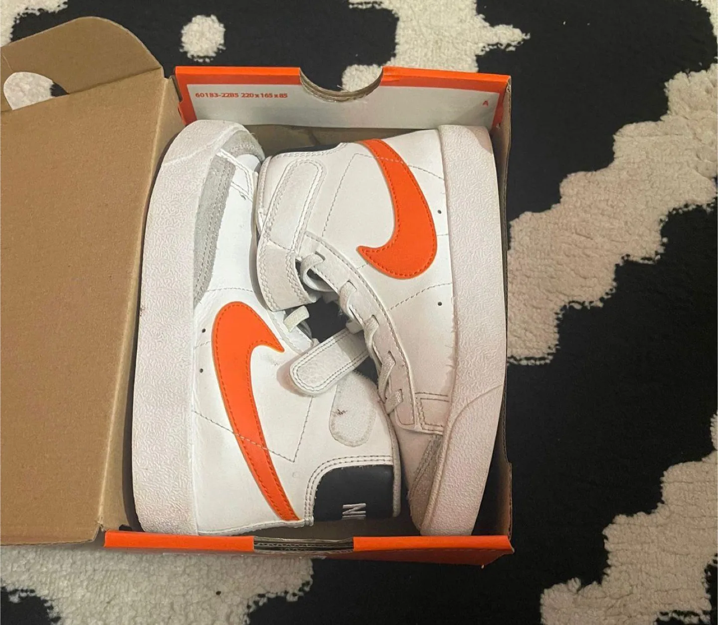Nike Blazer Mid '77 High Top Kids Shoes size 1Y thumbnail