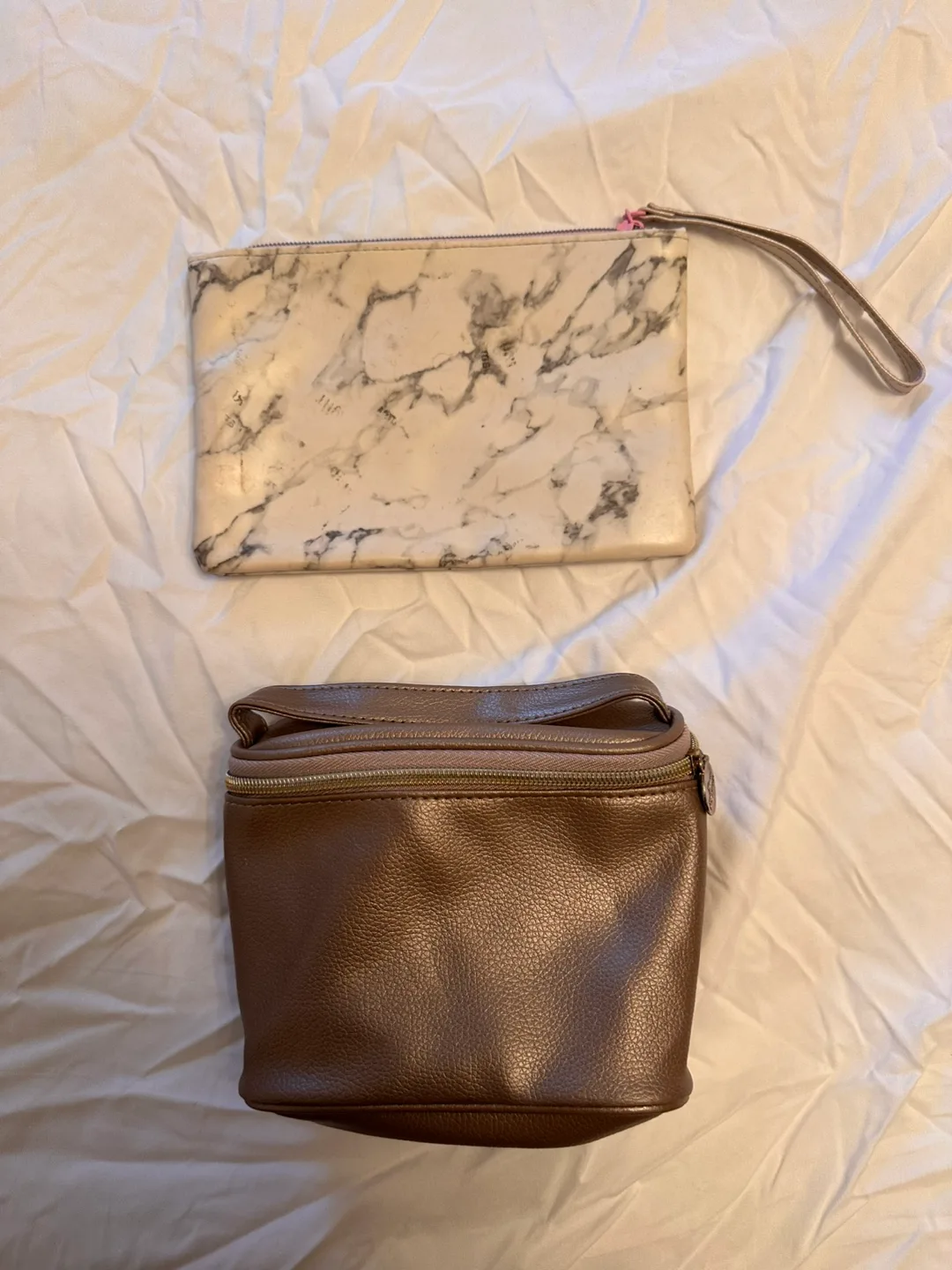 Makeup Bags - Marble & Bronze image indicator(2)
