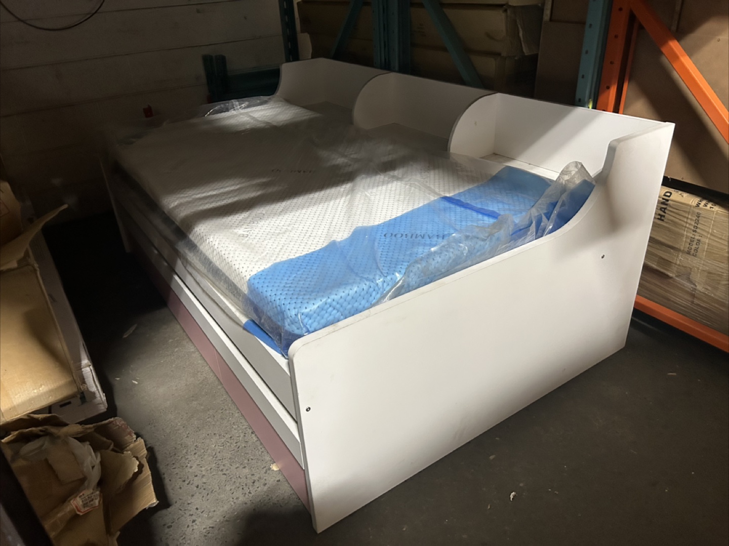 Daybed with Storage and trundle - White & Pink