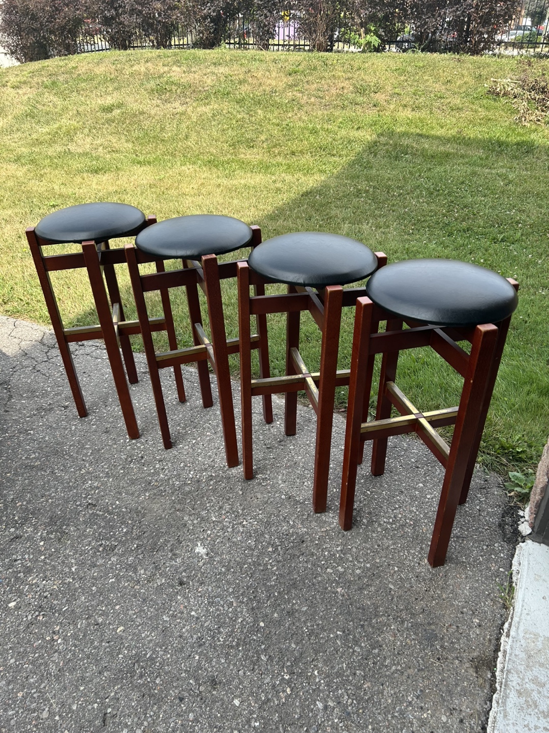 Set of 4 Bar Stools - Black Seat, Wood Frame - photo 3