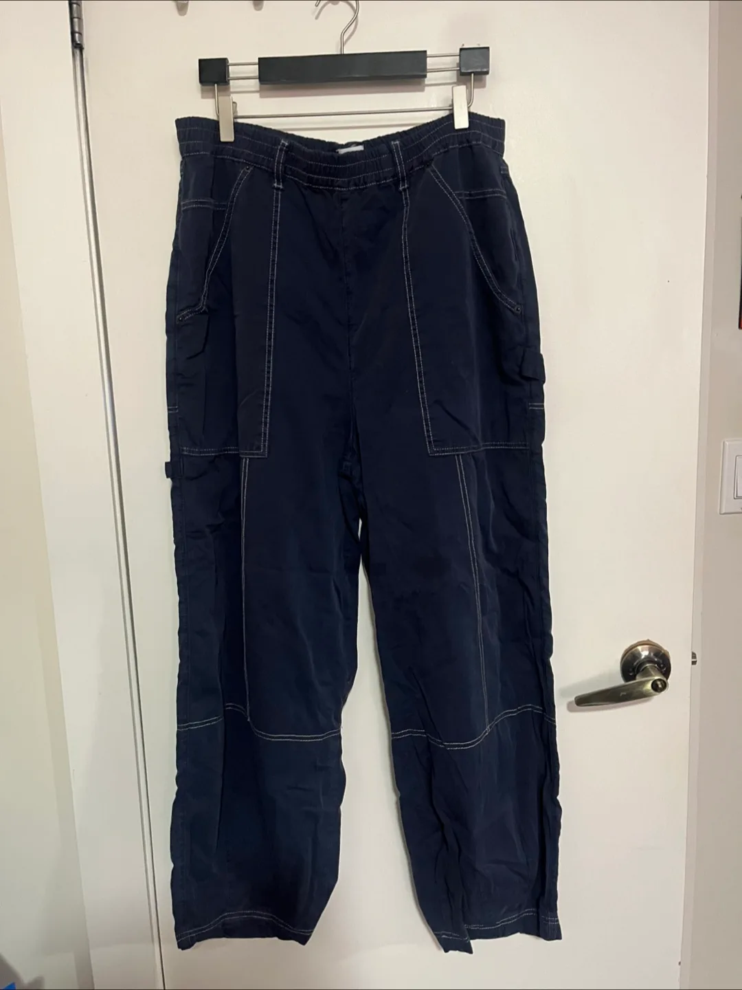BDG Urban Outfitters Navy Blue Pants - Size L thumbnail