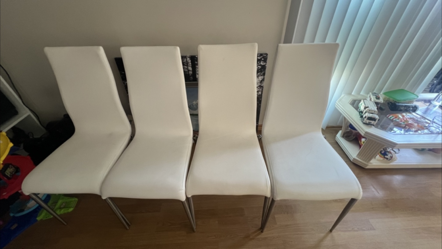Set of 4 White Dining leather Chairs