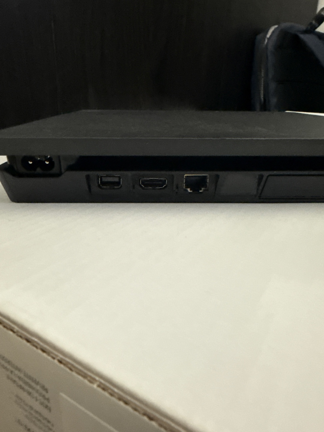 PlayStation 4 Slim 1TB Games and a Movie. - photo 5