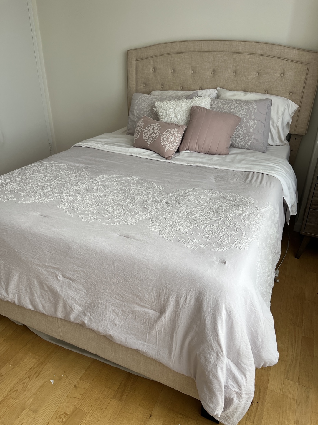 Etta Avenue Teen Milo Tufted Queen Bed - Beige - photo 2