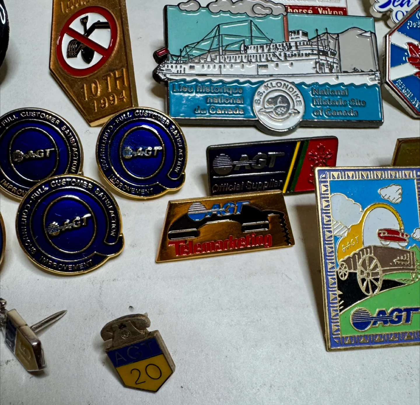 Collection of Vintage Souvenir Pins image indicator(7)