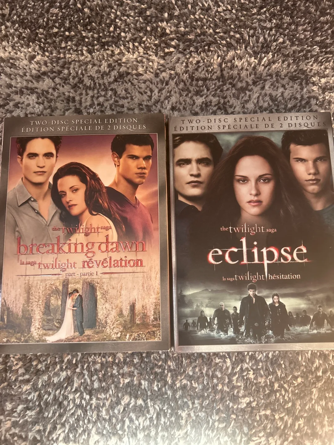 Twilight Saga: Eclipse & Breaking Dawn DVDs thumbnail