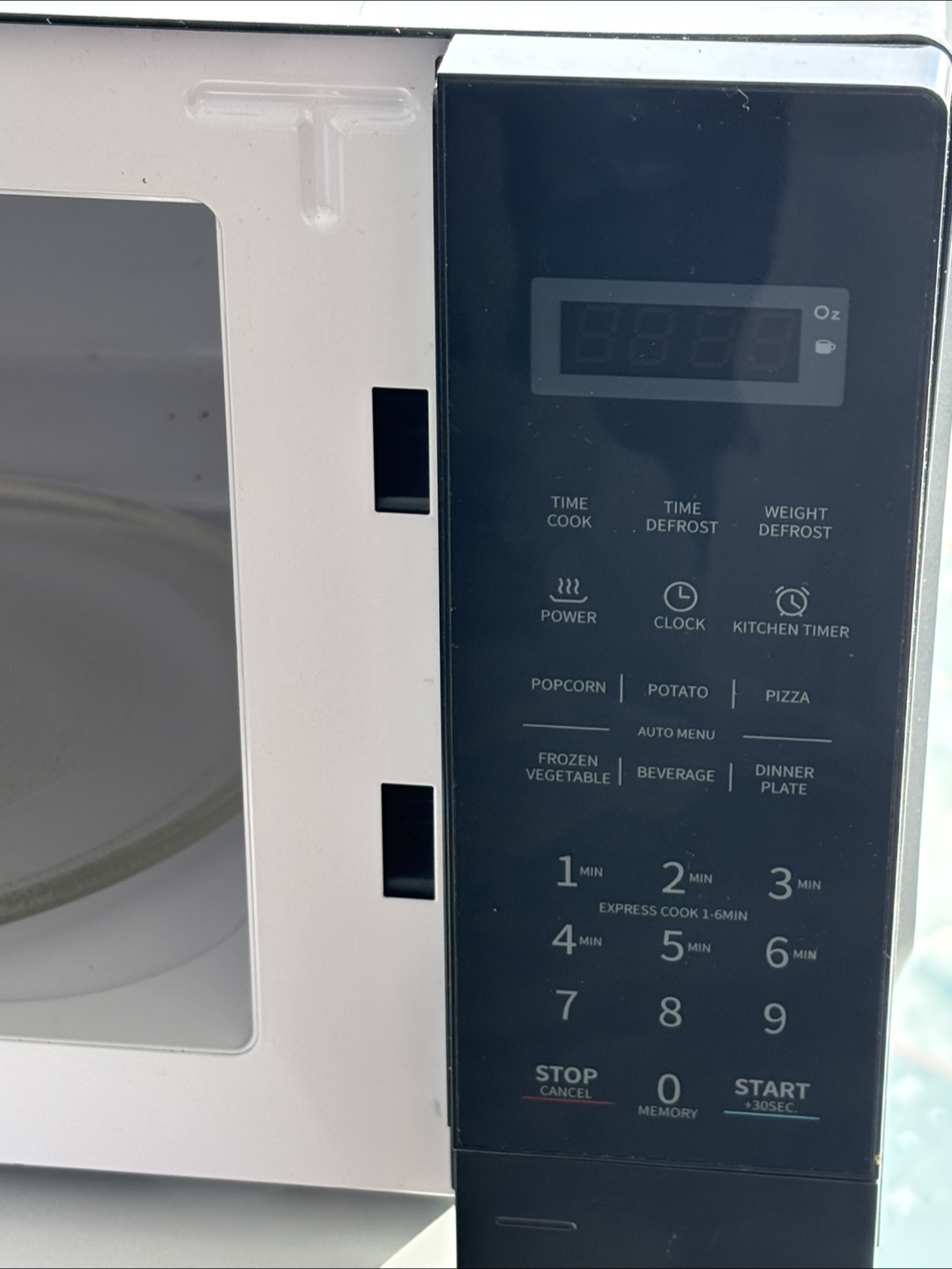 Comfee Microwave Oven - photo 3
