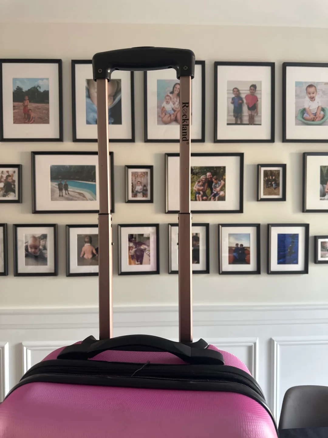 Rockland Pink Carry-On Suitcase image indicator(2)