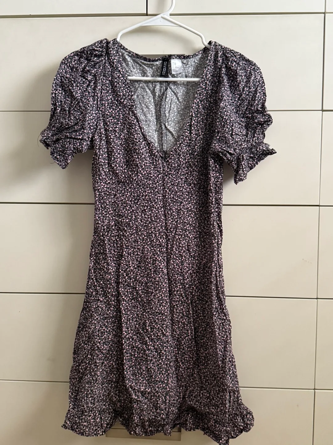 H&M Divided Floral Dress - Size XS thumbnail