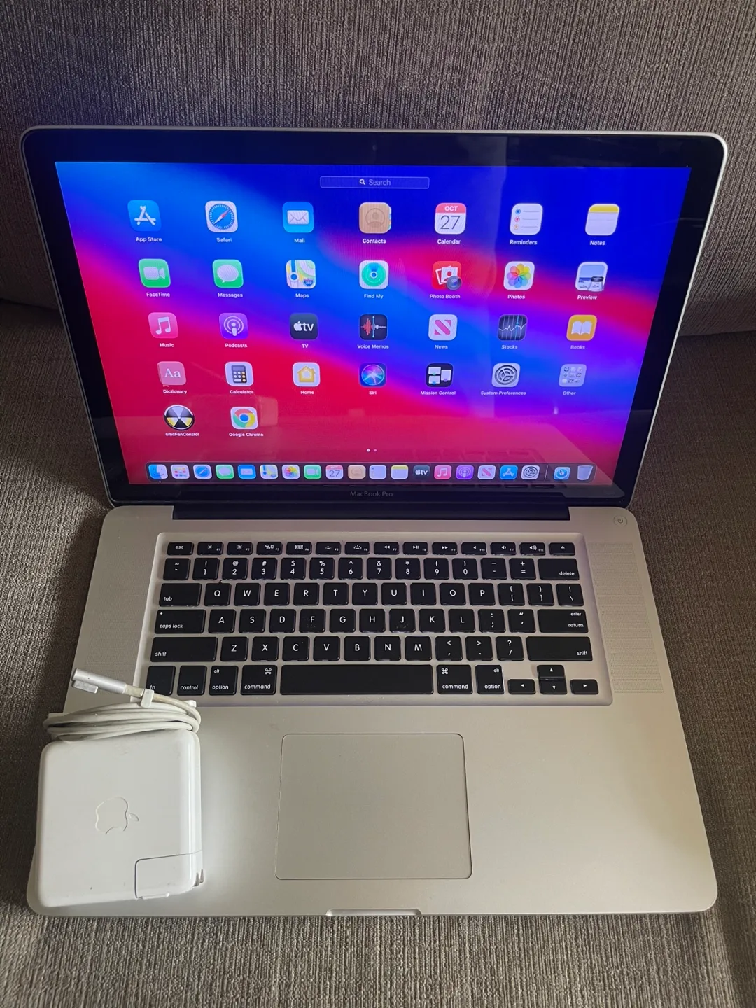 MacBook Pro 15”2019 750GB Storage 8GB Ram MS Office Adobe Apps thumbnail