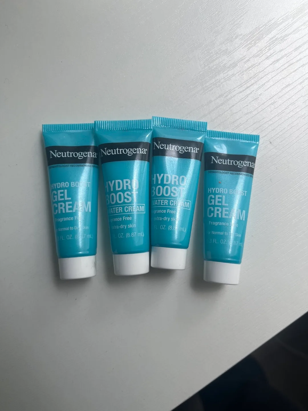 Neutrogena Hydro Boost Gel & Water Cream (Travel Size) thumbnail