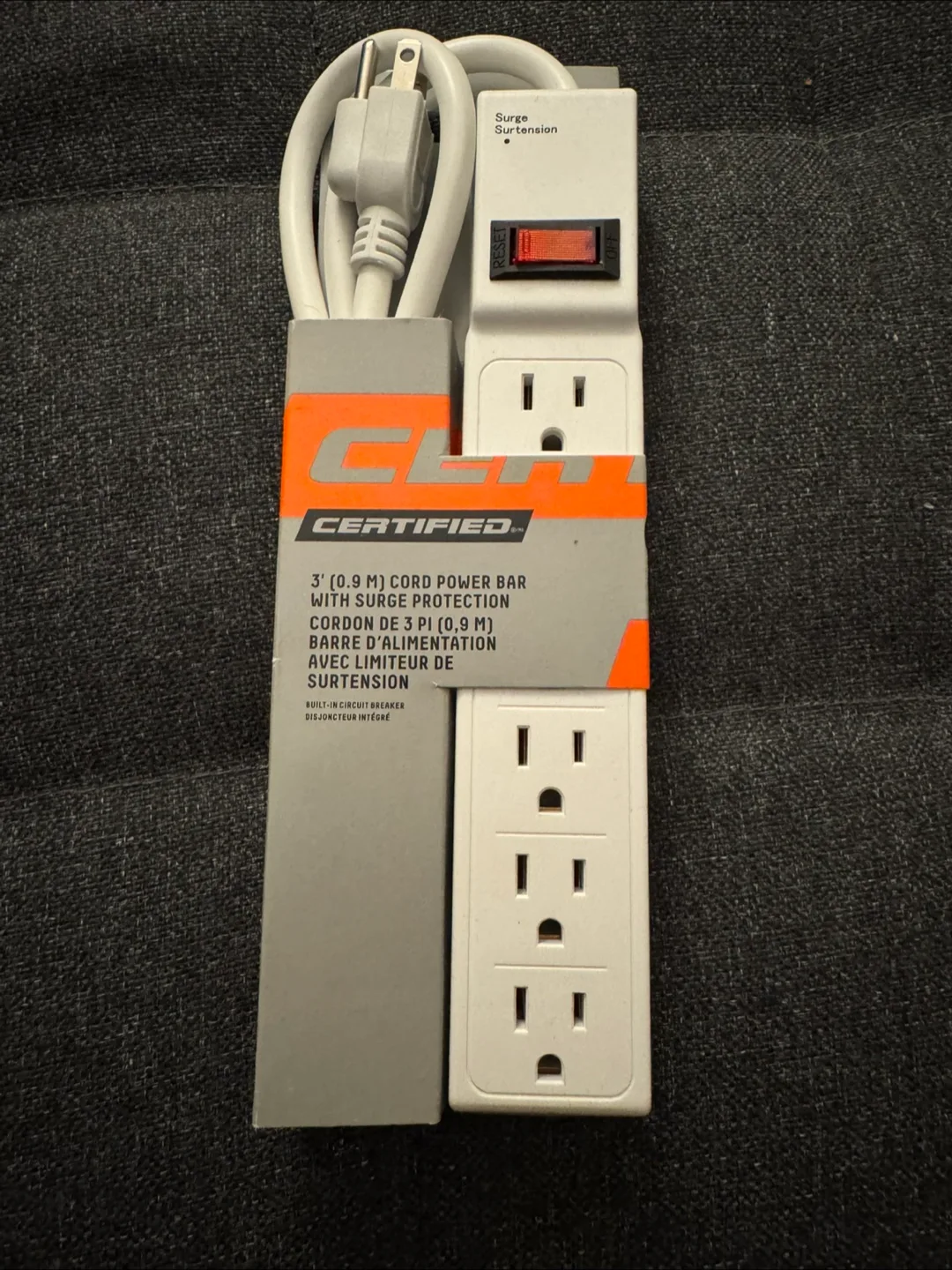 Certified 6-Outlet Surge Protector Power Bar thumbnail