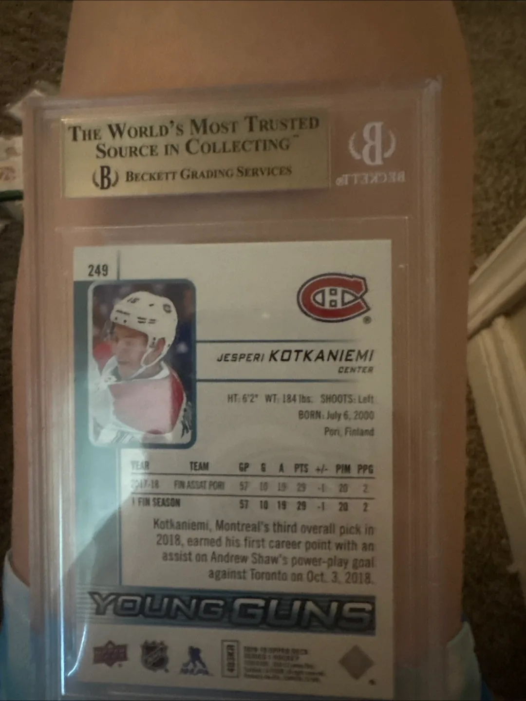 Jesperi Kotkaniemi Young Guns Hockey Card image indicator(2)