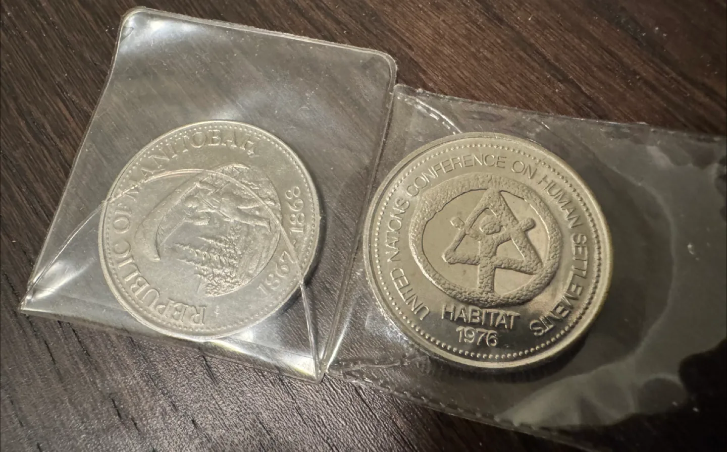 Mixed Lot of Collectible Canadian Coins image indicator(4)