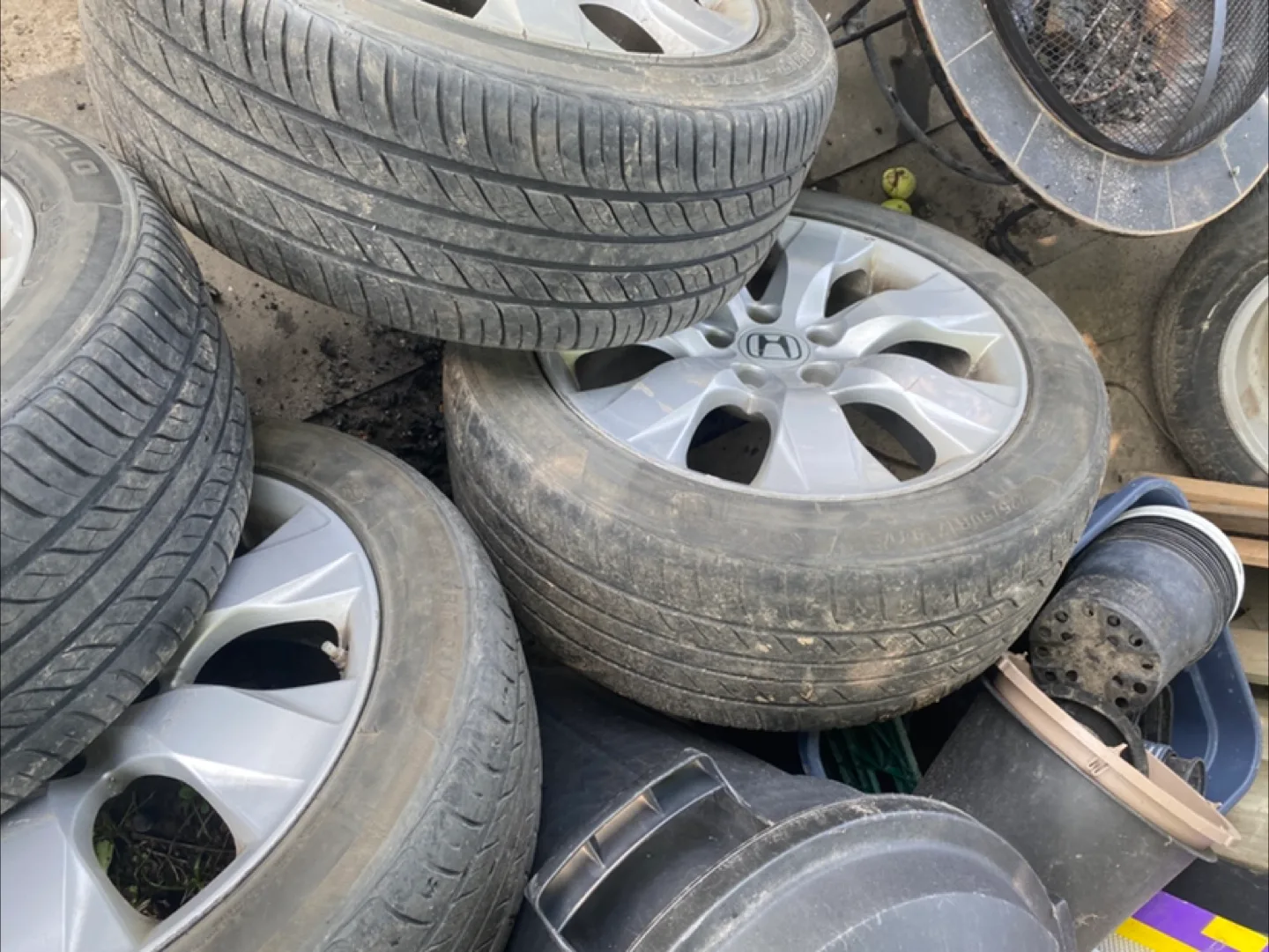 Honda 225/50R17 94V Tires image indicator(3)