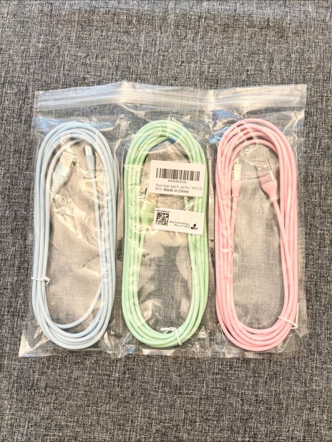 PU Fort Garry Brand New 3 Pack Fast Charge Lightning Chargers thumbnail