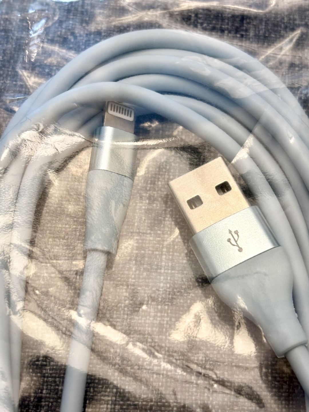 PU Fort Garry Brand New 3 Pack Fast Charge Lightning Chargers - photo 4