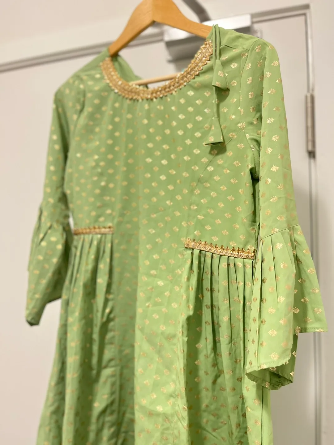 Green & Gold Dress / Indian ethnic Kurta with Bell Sleeves thumbnail