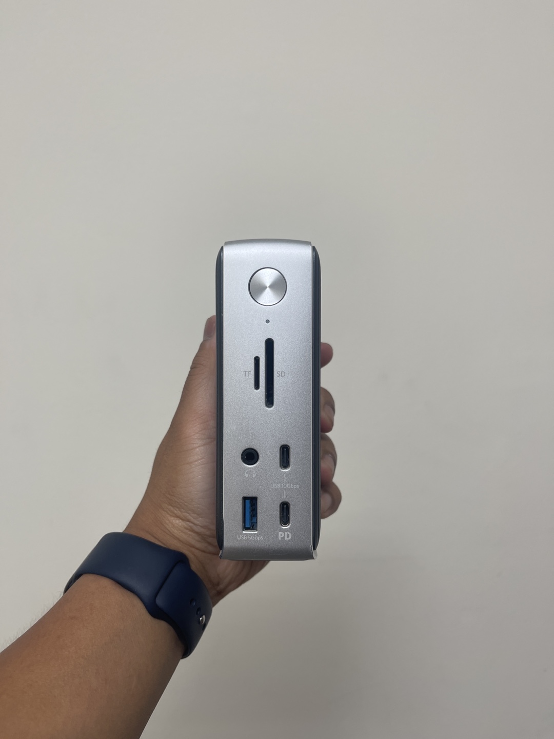 Anker 577 Thunderbolt Docking Station (13-in-1, Thunderbolt 3) - photo 2