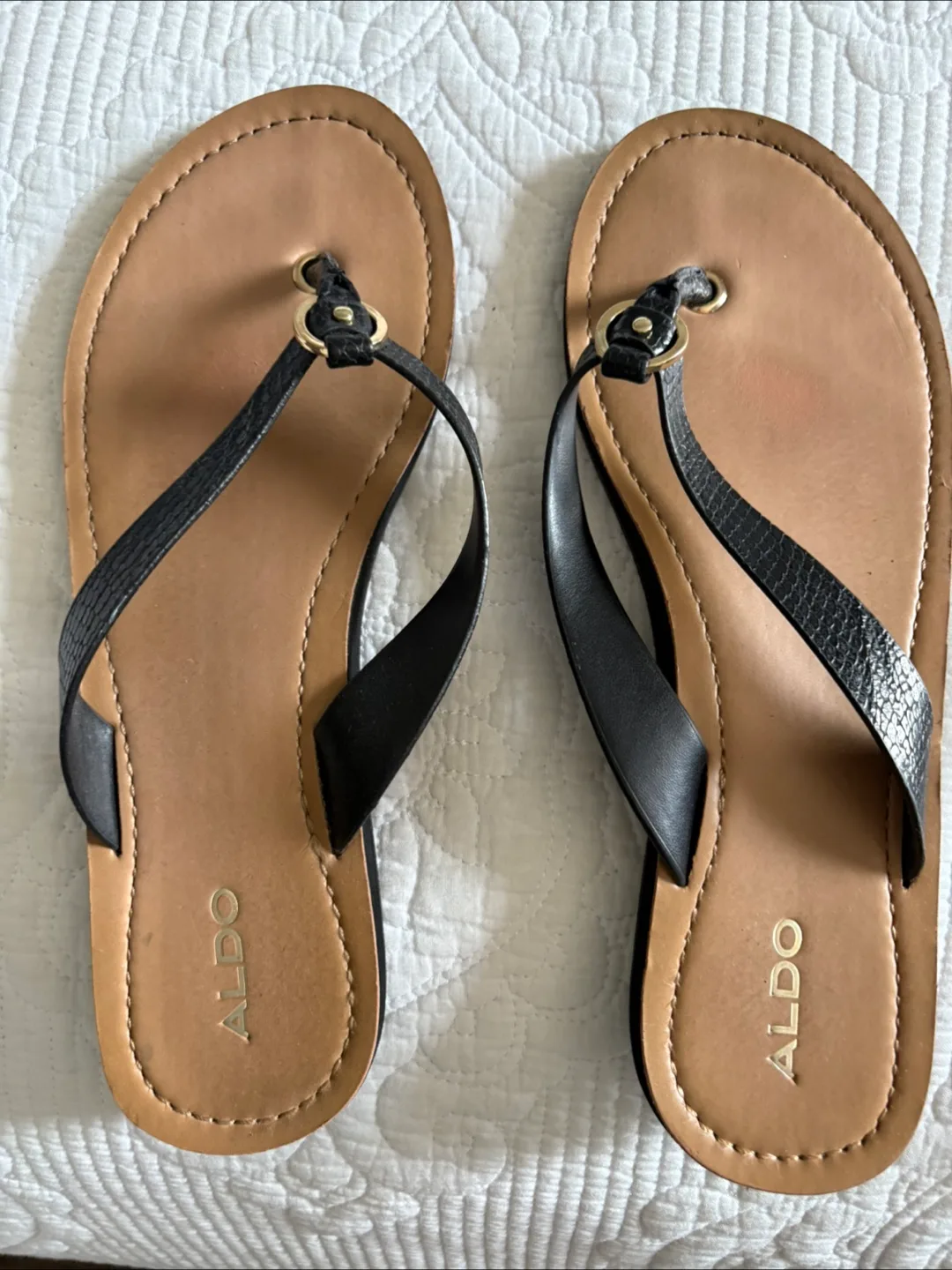 ALDO Black & Tan Flip Flops.  Size 8 image indicator(3)