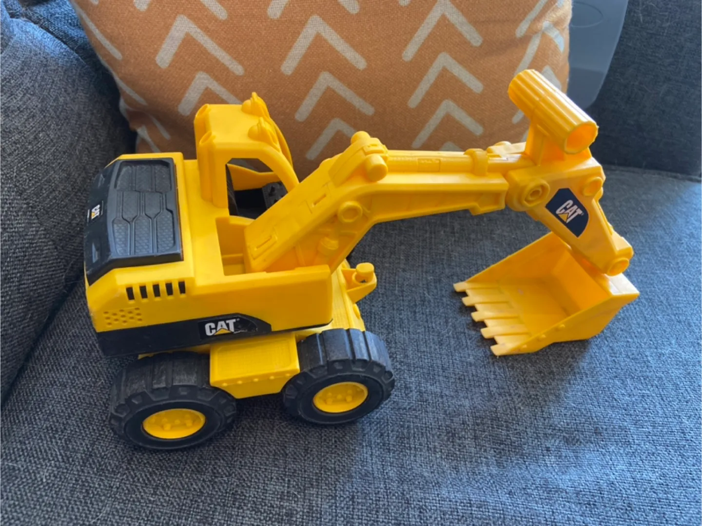CAT Excavator Toy thumbnail