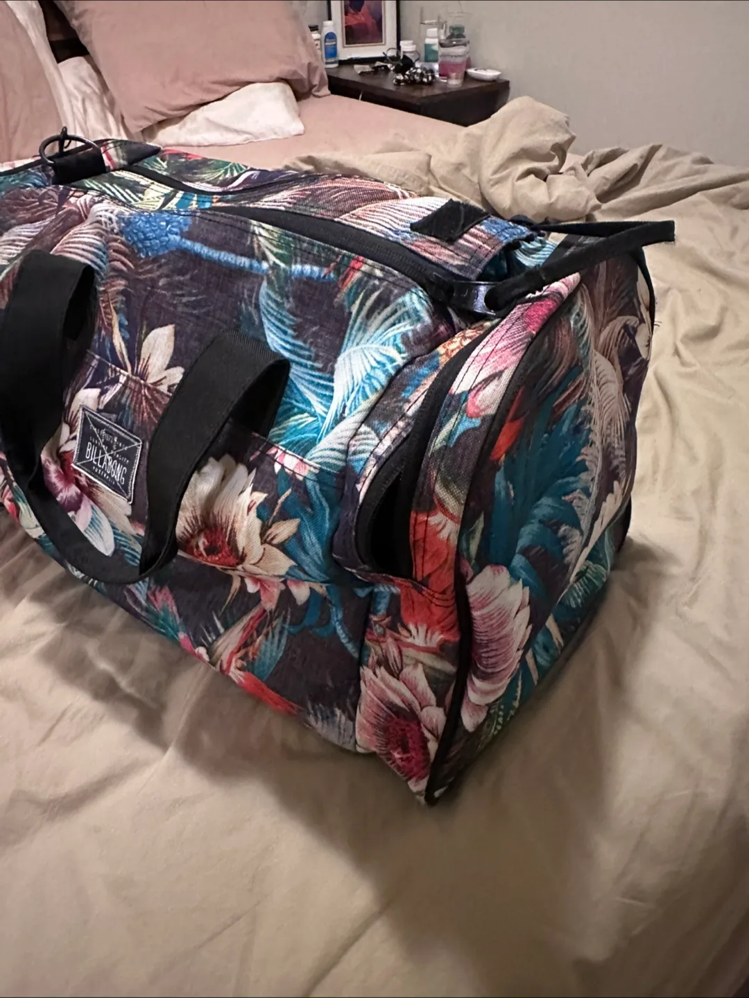 Billabong Floral Duffle/Backpack thumbnail