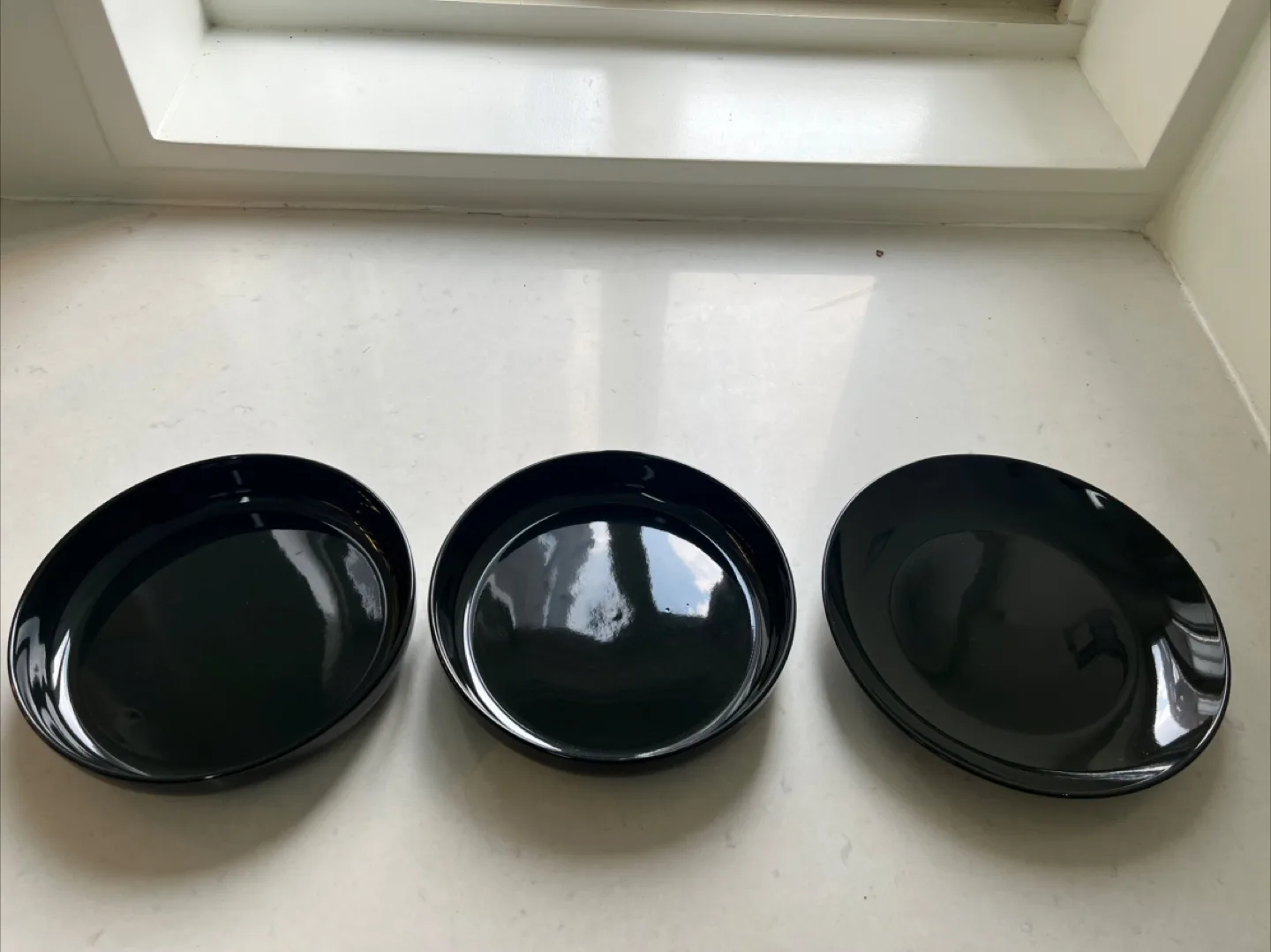 Glossy Black Stoneware Plate & Bowls thumbnail