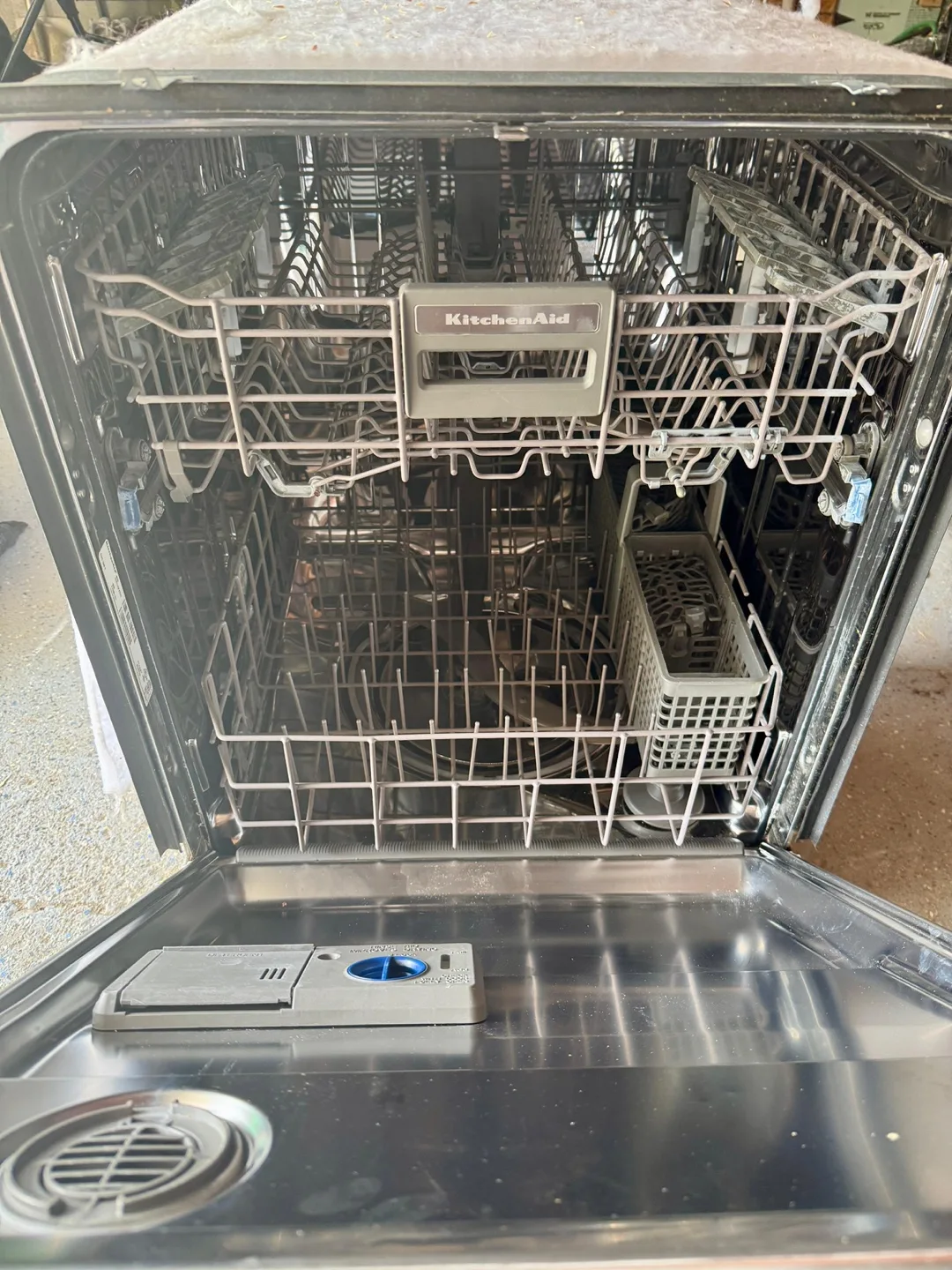 KitchenAid Stainless Steel Dishwasher image indicator(2)