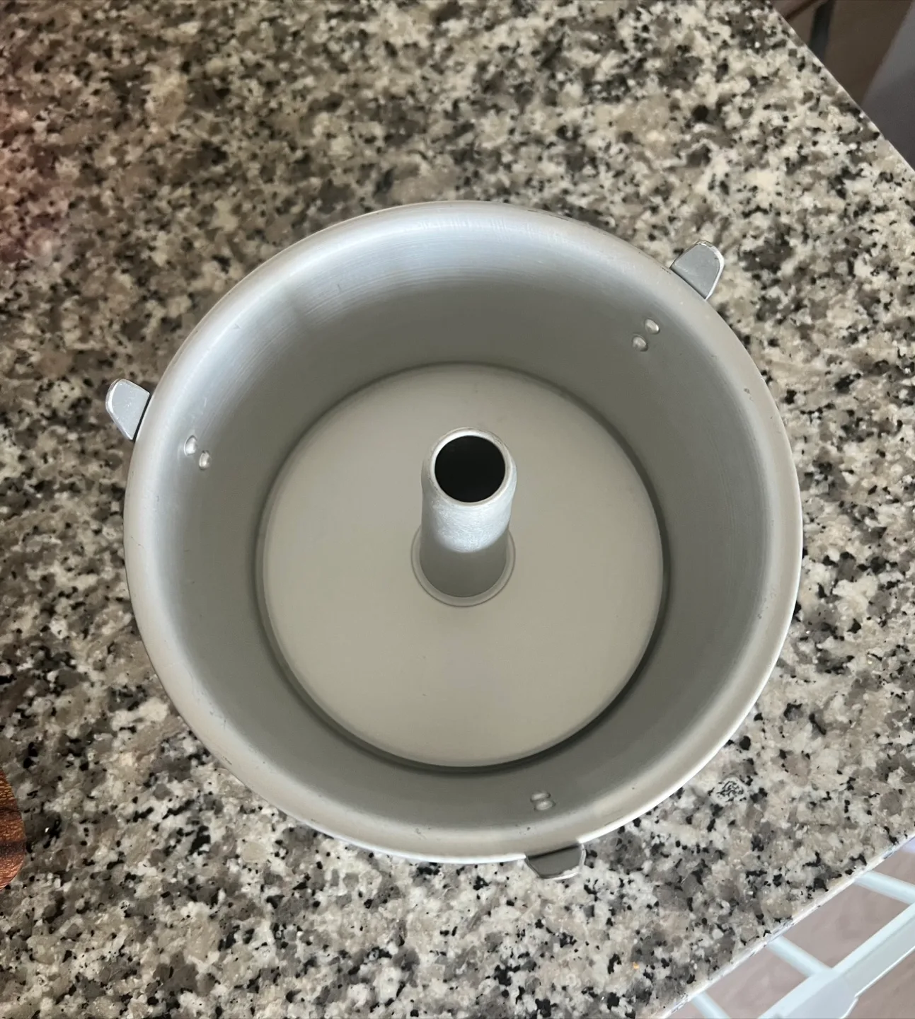 Wilton 7" Round Angel Food Pan thumbnail