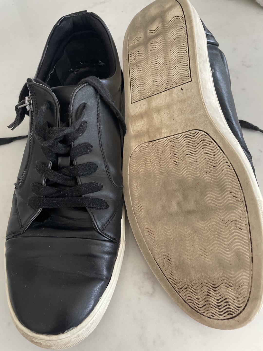 Steve Madden YOUNG Men's Black Sneakers - Size 12 - photo 2