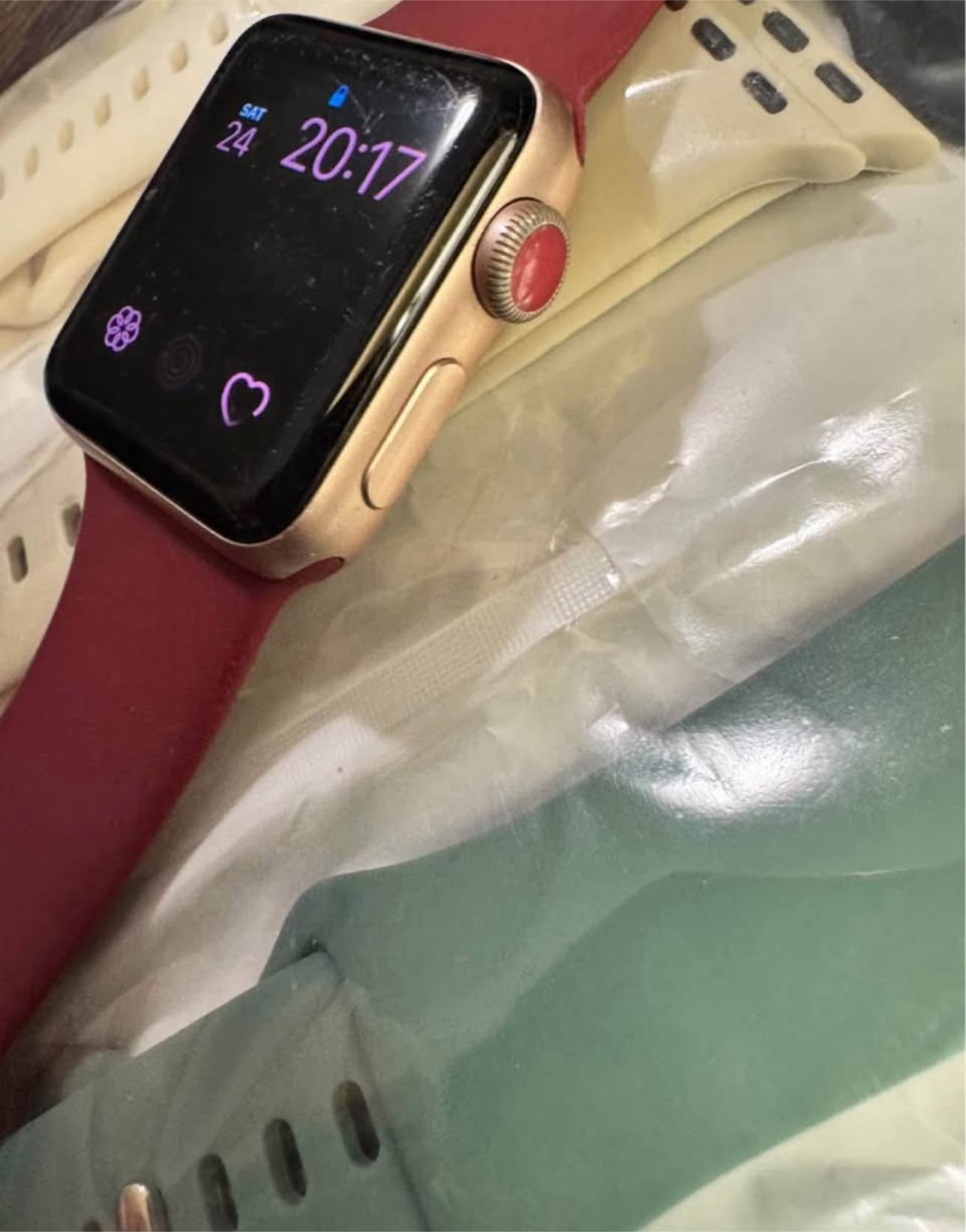 (Cellular) Apple Watch Series 3 - photo 2