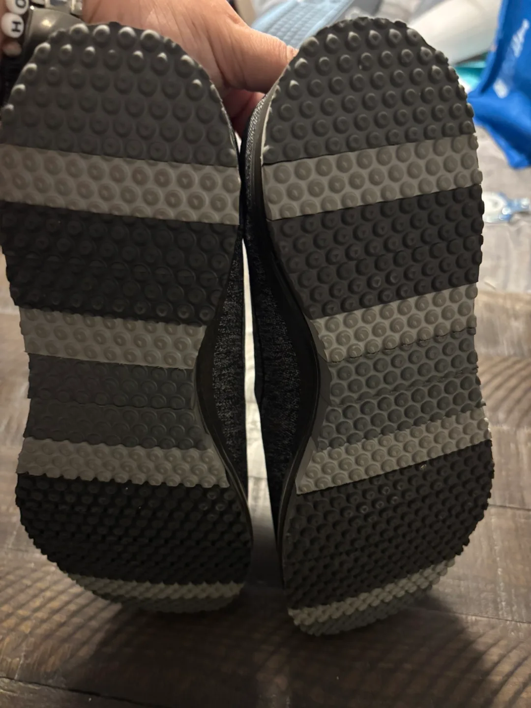 Skechers GOga Mat Gray Slip-on Shoes - Size 8 🇨🇦 image indicator(3)