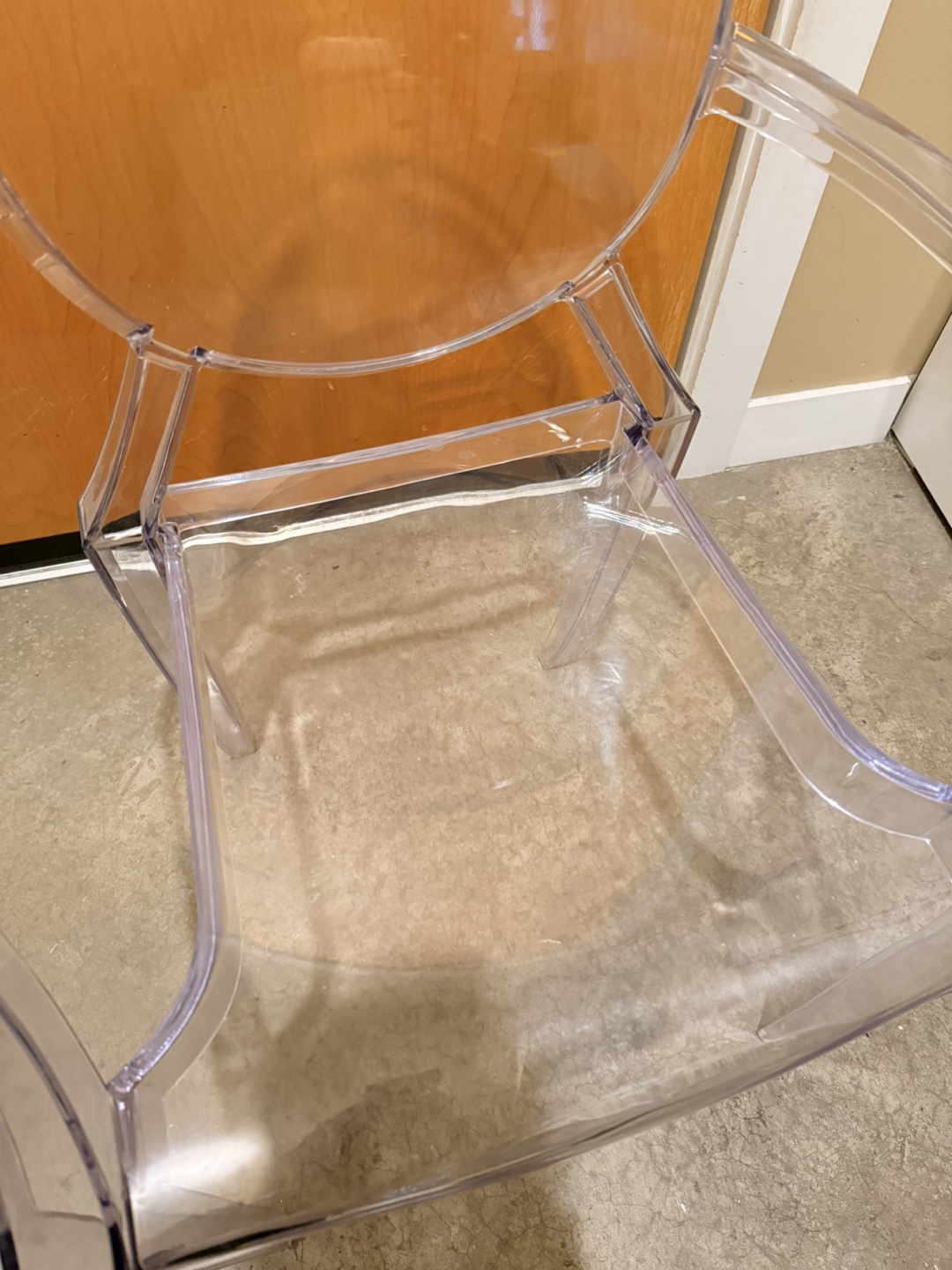 Clear Ghost Chair