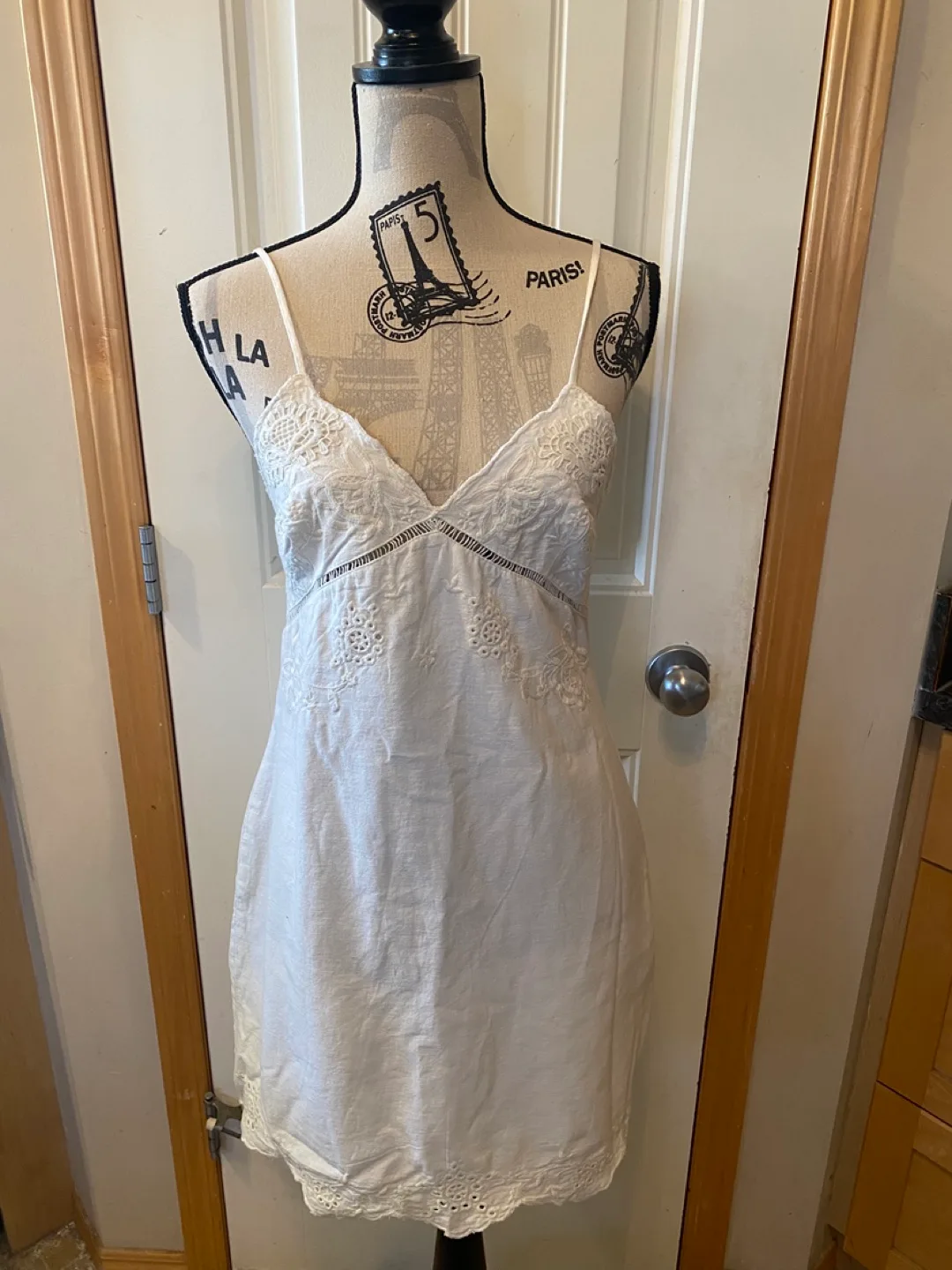 Zara White Embroidered Sundress - Size M thumbnail