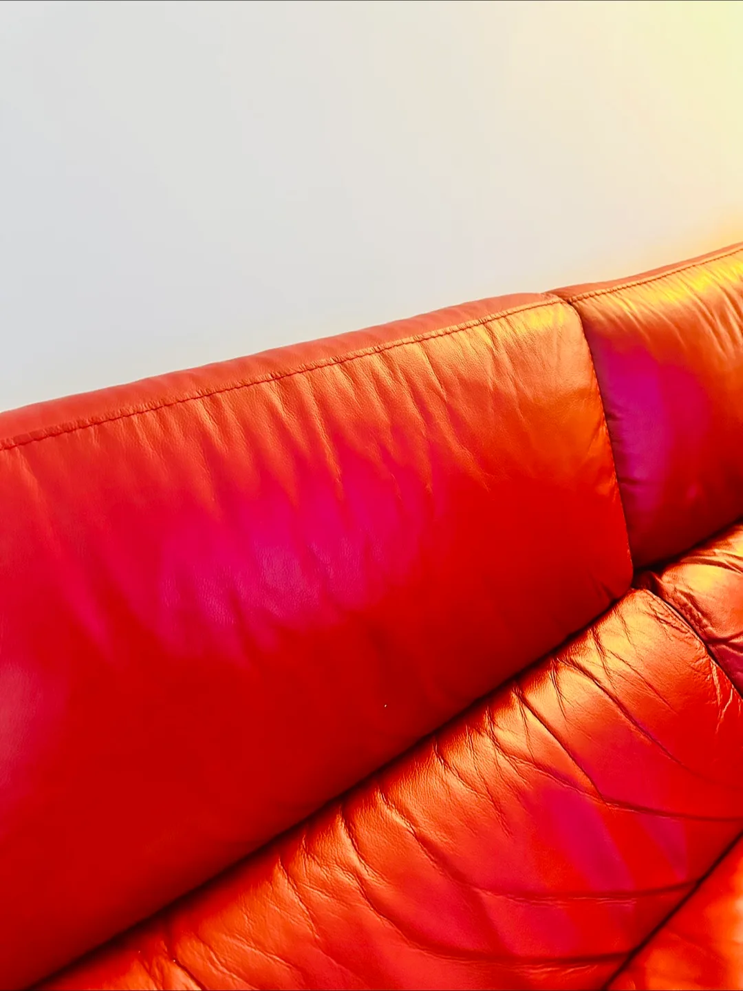 Red Leather Sectional Sofa image indicator(3)