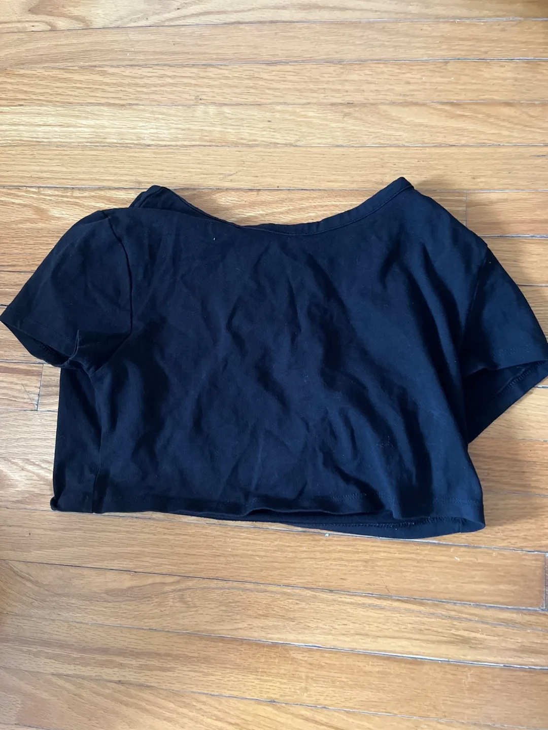 HM Black Crop Top thumbnail