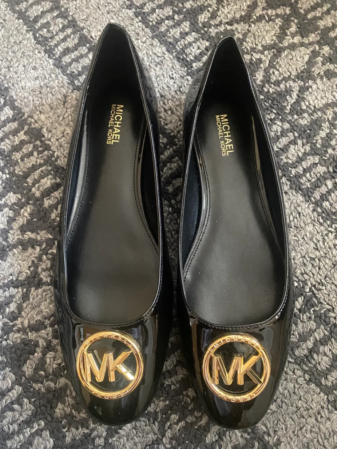 Michael Kors Black Patent Leather Flats BNWOT thumbnail
