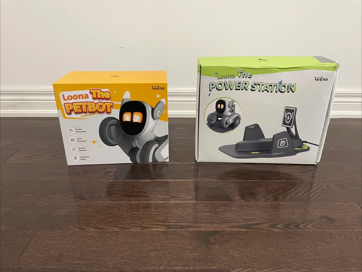 Loona Pet Robot with Charging Dock thumbnail