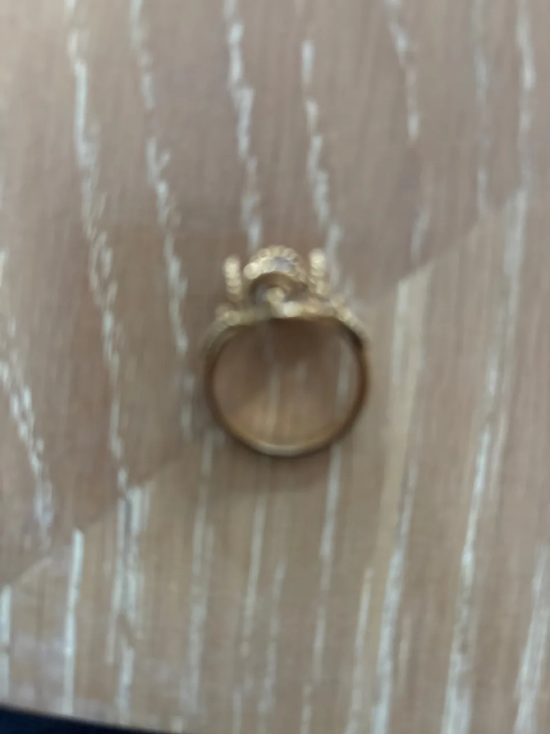 Free Gold Ring thumbnail
