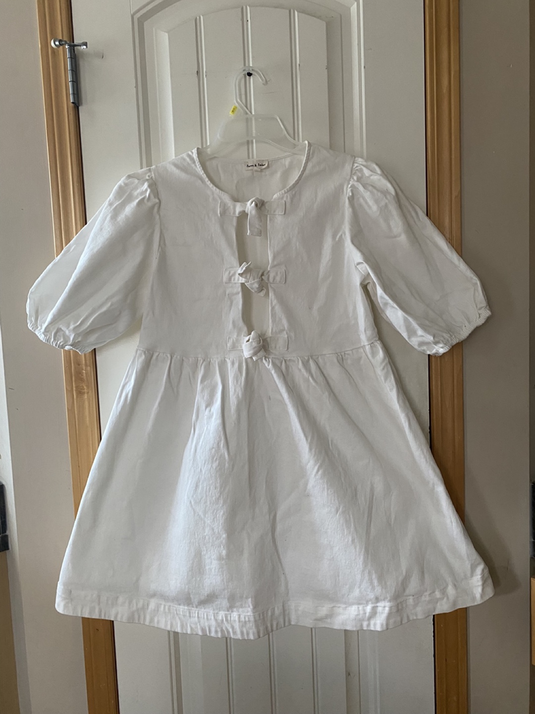 Aaron & Amber White Dress - Size Small