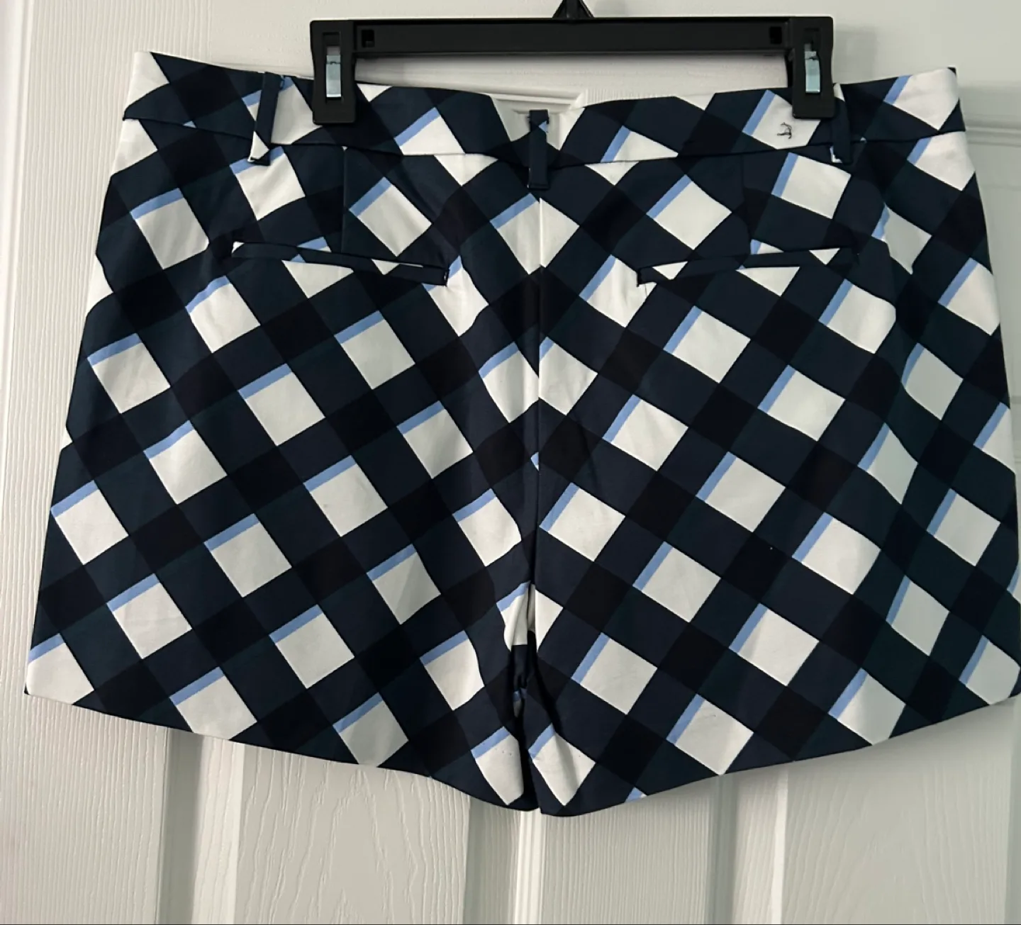 New Ann Taylor Shorts - Size 14 thumbnail
