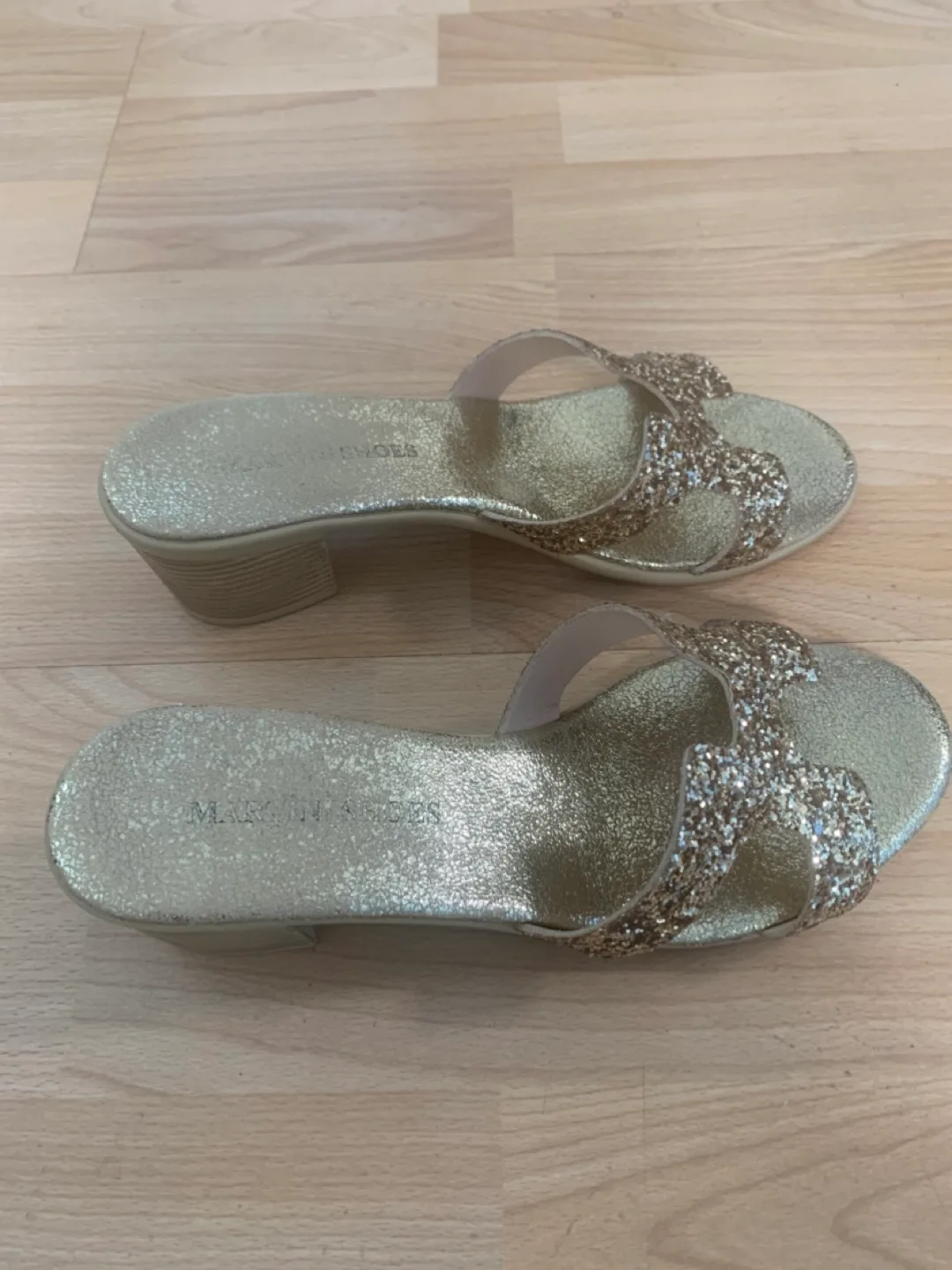 Glittery Gold Sandals - Size 39 image indicator(2)