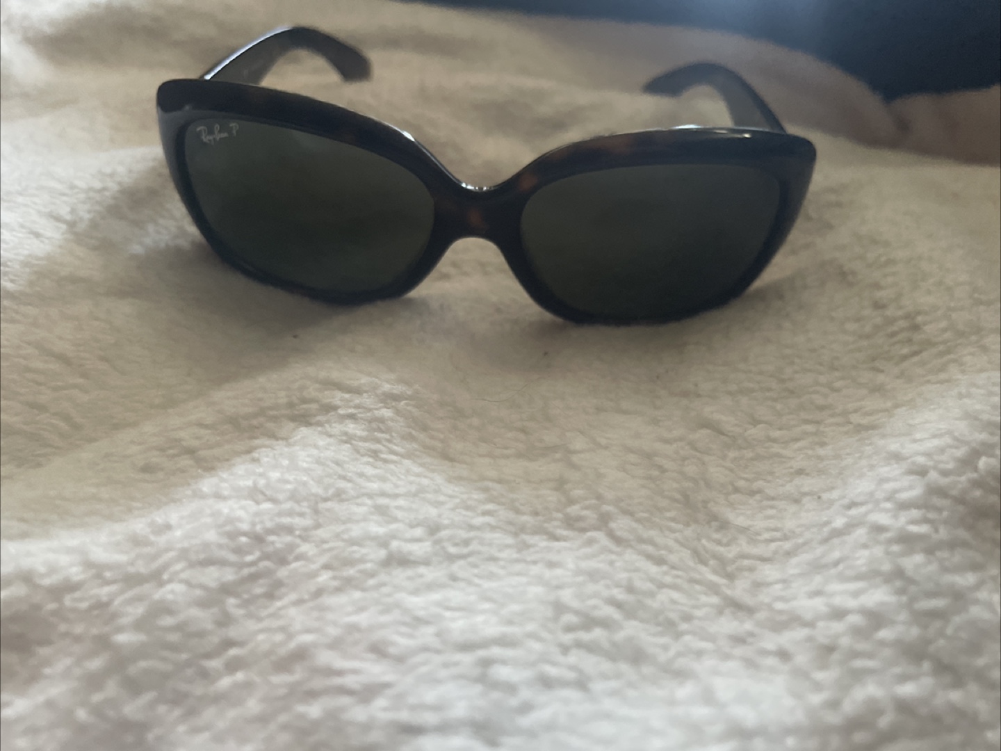 Ray Bans Tortoiseshell Women’s glasses