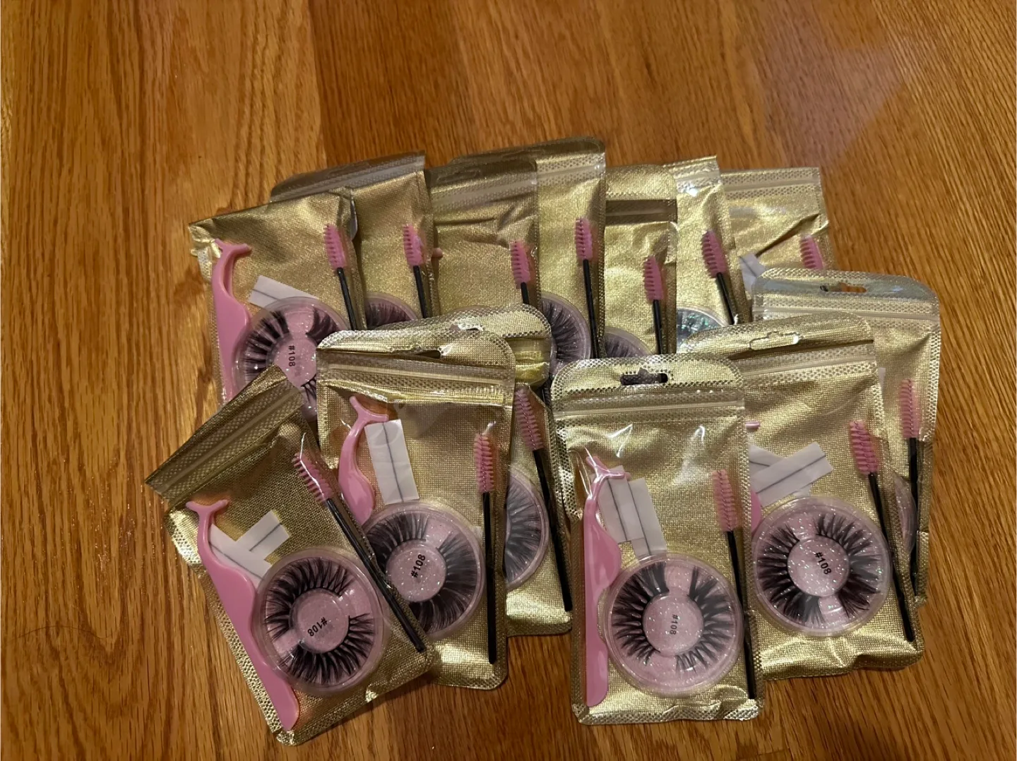 False Eyelash Sets with Applicator thumbnail